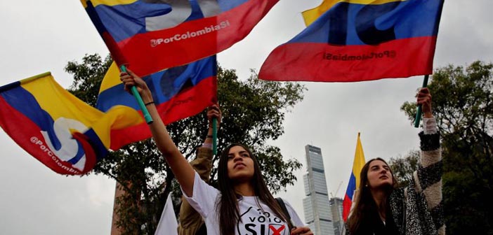 Kolombiya'da barış referanduma takıldı